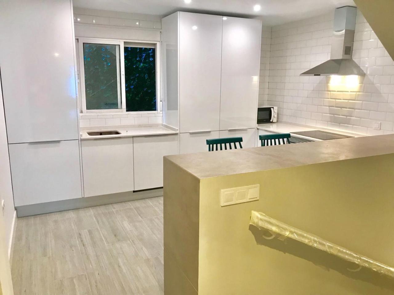 Lujoso Duplex En La Playa Con Vistas Al Mar Apartment ตอร์เรโมลิโนส ภายนอก รูปภาพ